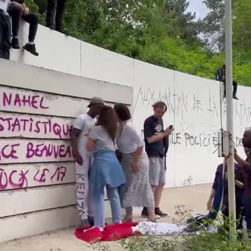 Randalierer schänden Holocaust-Denkmahl in Paris