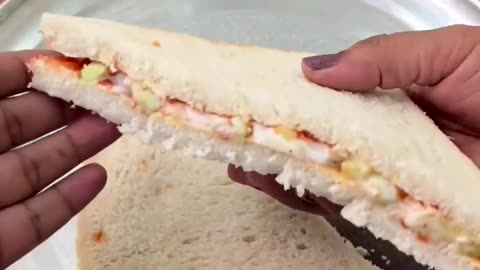 How to make sandwich at home?