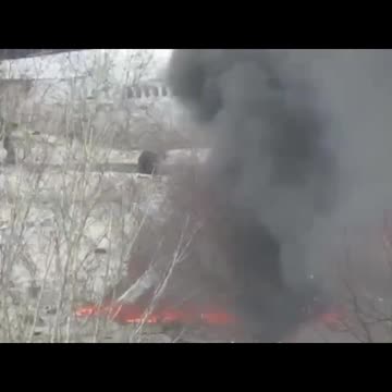 The instant that Russian forces detonated the Mi-8AMTSh chopper before leaving Gostomel. #shorts