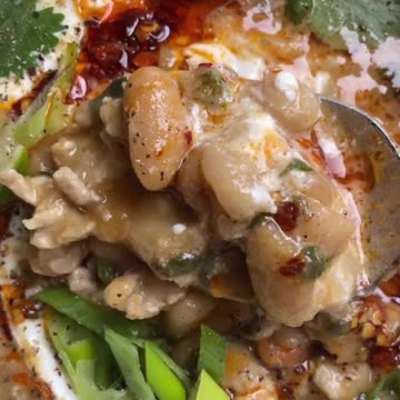 "A Hearty Delight: Indulge in Creamy White Bean Chicken Chilli with a Twist"