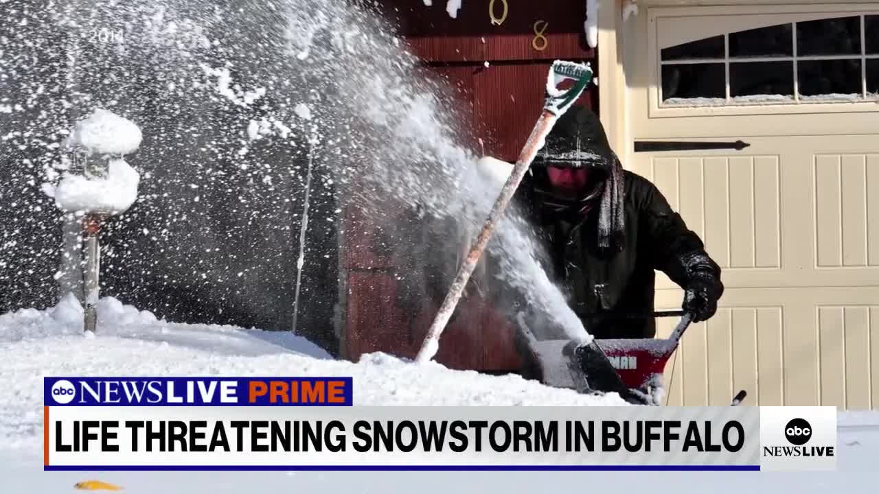 POTENTIAL 5 FEET OF LAKE-EFFECT SNOW IN BUFFALO