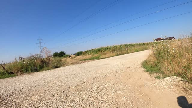 Workout on a very hot morning with muscle soreness - Km : 5.47 - 139 Kcal . Total Km : 41.1 - WK6 -
