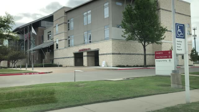 Baylor Hospital Frisco TX. Empty ER - 2 of 3