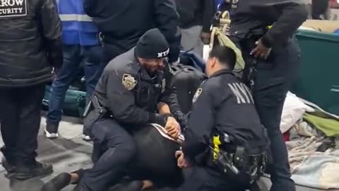 police attacked why making arrest in a Sanctuary City