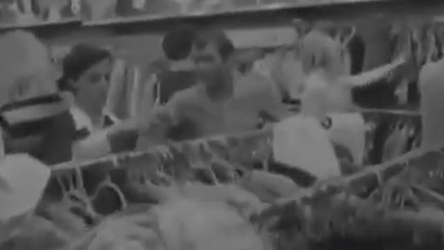 Car Powered by water in 1974 Suppressed by Big Oil.