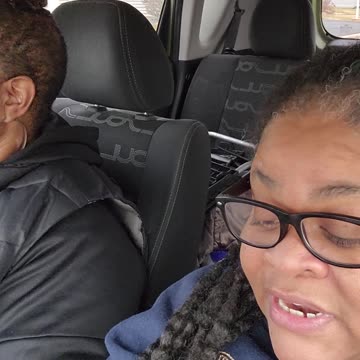 Getting out of the shower to answer the doorbell #jokeoftheday