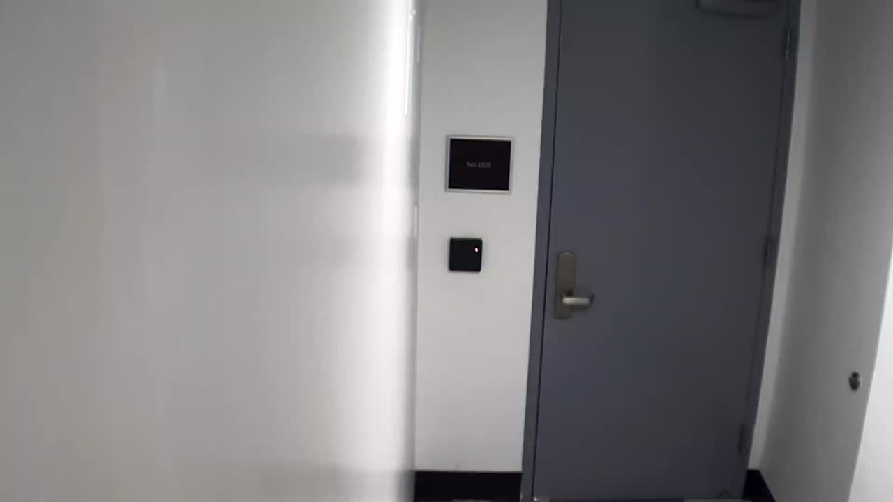 6144RHOBG2G201ABStairwayLobbyEntry_2021-01-06_11h20min02s470ms.mp4