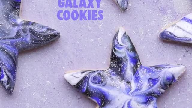 These galaxy cookies are out of this world #cookiedecorating