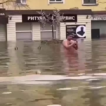 Orsk, Russia... Nothing new 🌊👀