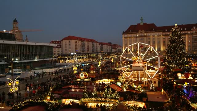 Striezelmarkt In The Evening / christmas