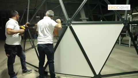 The easiest way to cover a Geodesic Dome._Cut