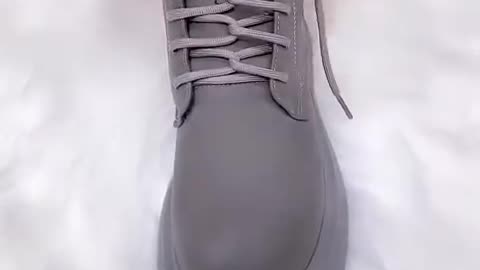 How to tie shoeslace