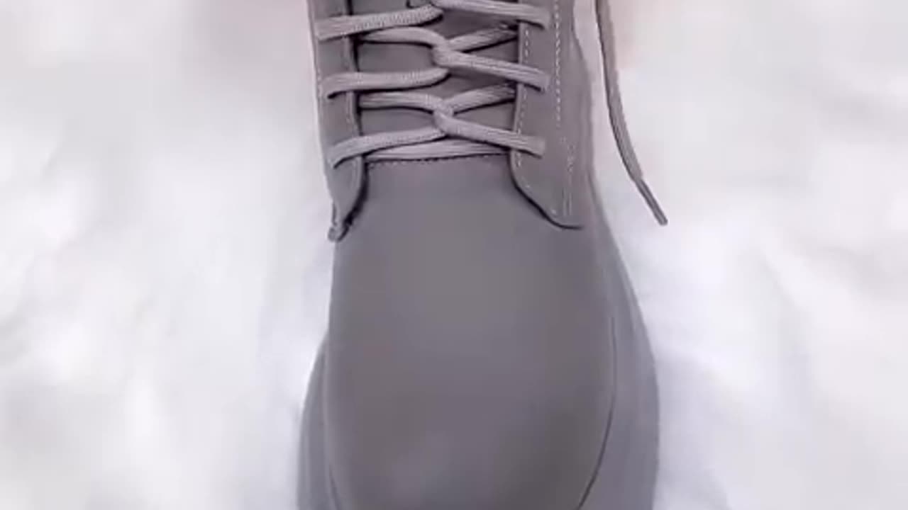 How to tie shoeslace