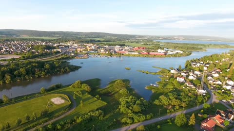 PANORAMIC FLIGHT ABOVE OSLO’s GREEN LANDSCAPE