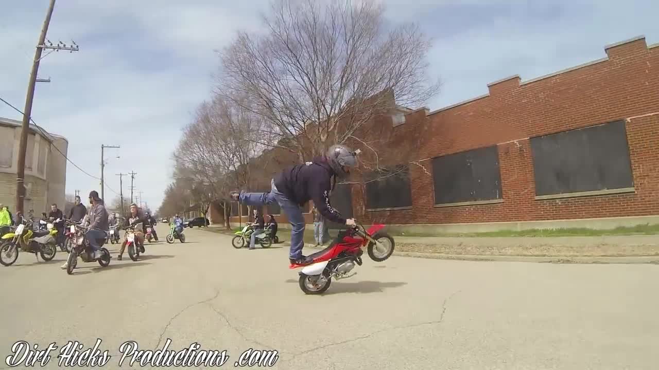 STEVEN PILIC MURDERS LOUISVILLE ON A FIDDY! CRF50 STREET STUNTS