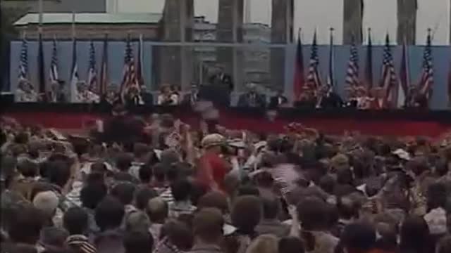 Ronald Reagan: "Mr. Gorbachev, Tear Down This Wall!" a real republican.