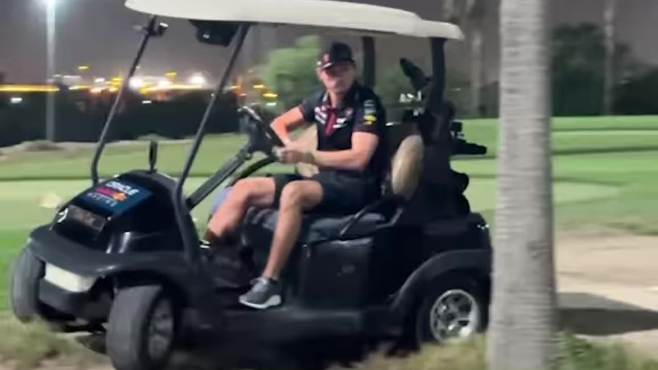 Brb just taking the golf buggy for a spin ⛳️ ⏮️ Qatar 2023 #F1 #RedBullRacing #QatarGP