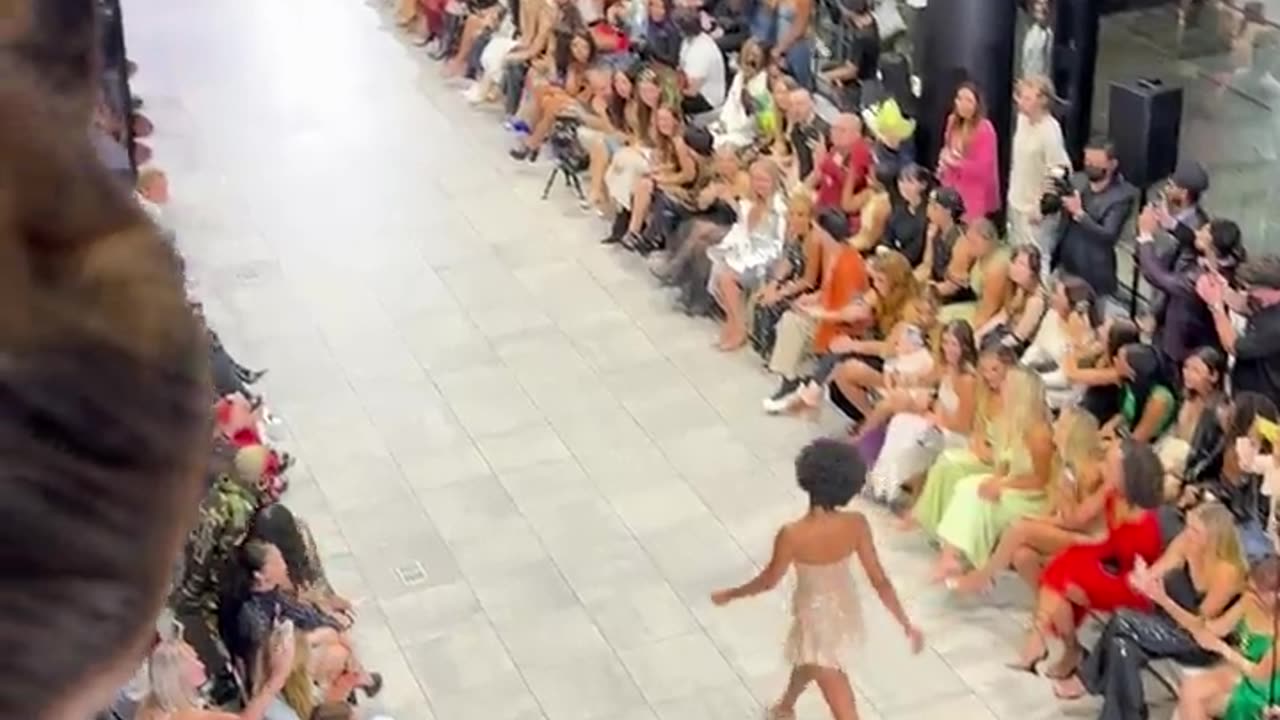 🚗 Funny | Car Alarm Interrupts NY Fashion Show | FunFM