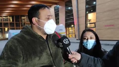 Entrevista padres niño de 8 años grave tras vacunación COVID