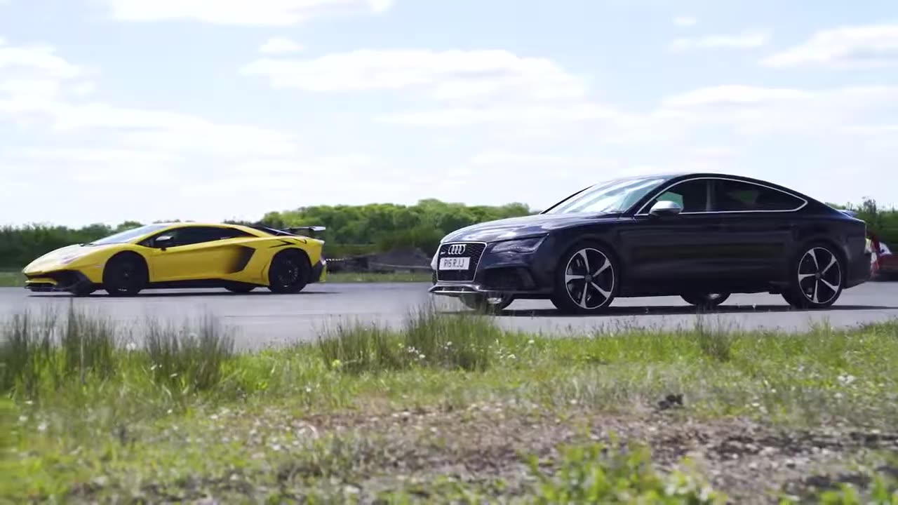 Lamborghini Aventador vs 700hp Audi RS7 DRAG RACE