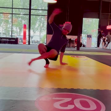 Training! #breakdance #cool #alwaystraining #art #movement