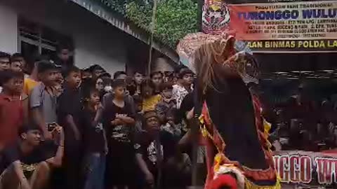 Tari singo barong