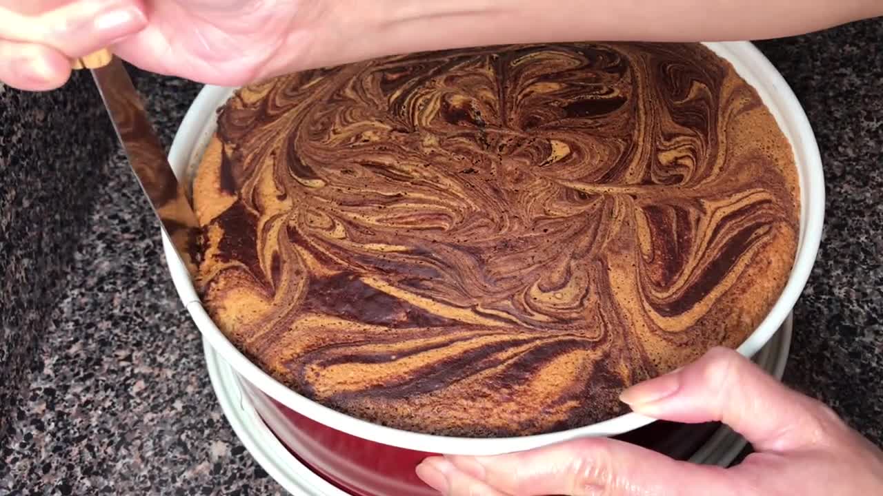 Five Eggs Marble Chiffon Cake
