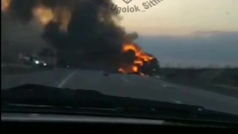 A broken column of Ukrainian vehicles on the road to Nikolaev.