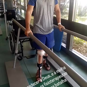 Homem atingido por aparelho em academia que tinha menos de 1% de chance dá os primeiros passos