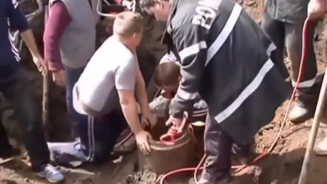 Young boy entered into the borewell