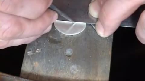 Measure The Size Of The Silver Sheet