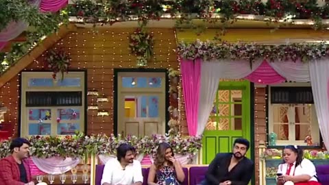 Kapil से मिलकर Kriti को आई 'अमीरों वाली Feelings' | The Kapil Sharma Show | Smashing Hits