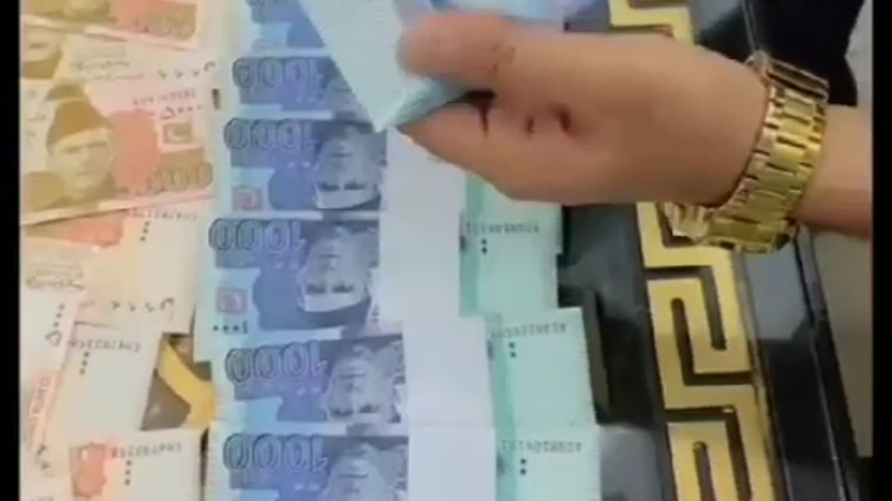 Currency clips video