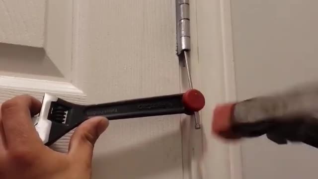 Woodworking Tips and Tricks easy fix for rubbing doors