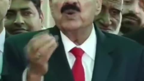 Mera 30KG Wazan Kam Ho Gya Hai #statement #shortsfeed #sheikhrasheed #shortsvideo #pti