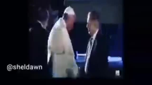 Pope Kiss The Hands of Rothschild Rockefeller and Kissinger