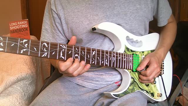 Lunch Time Guitar Jam #25 - Cold Improv Over All 12 Keys of Lydian Mode