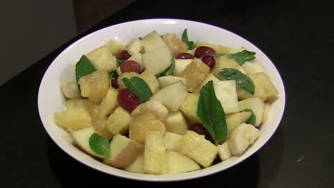 AMAZING TROPICAL FRUIT SALAD - Jan 5th 2014