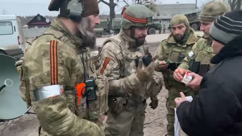 Ukraine - Russian Special Forces helping the locals?