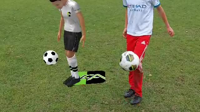 Yaya met de VFA app Level 15 Skill 1 Juggling