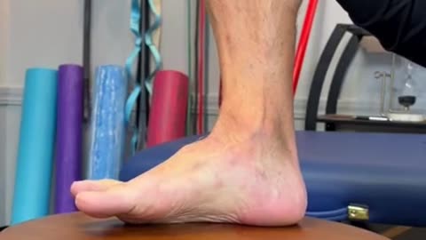 Do this 1-minute foot and ankle workout for better balance and walking #shorts