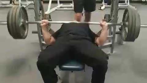 Man with autism bench press 385 raw