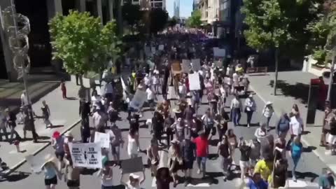 ⚠️11分57秒台灣🇹🇼反毒針遊行和世界接軌 👏🌐世界正在崛起。這場革命將不會被電視轉播。 ⚡️💥