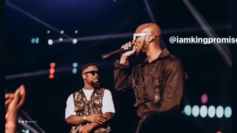 KingPromise and Sarkodie Performs *Anadwo* song live