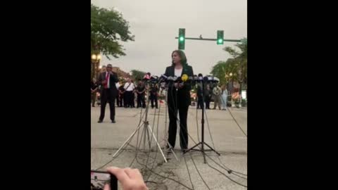 Kamala Launches into Bizarre, Incoherent Anti-Gun Rant in Highland Park