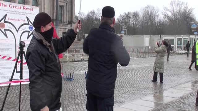 Eröffnung 19.12.21 Reichstag Berlin