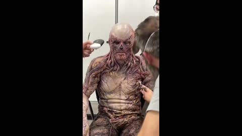 Makeup chair / Transforming Jamie Campbell bower into vecna