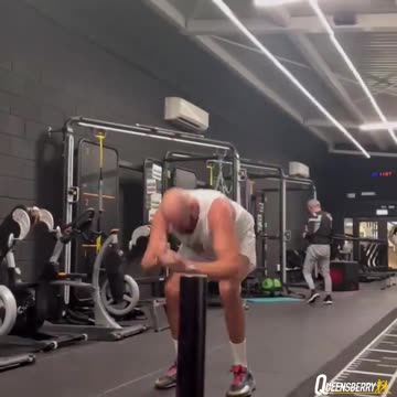 What is going on with Tyson Fury 😱