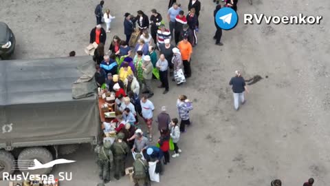 The Russian army is bringing aid to the Luhansk region