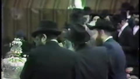 2. Tzom Gedalya 5743, MIncha, Maftir and Sicha = צום גדליה תשמ"ג